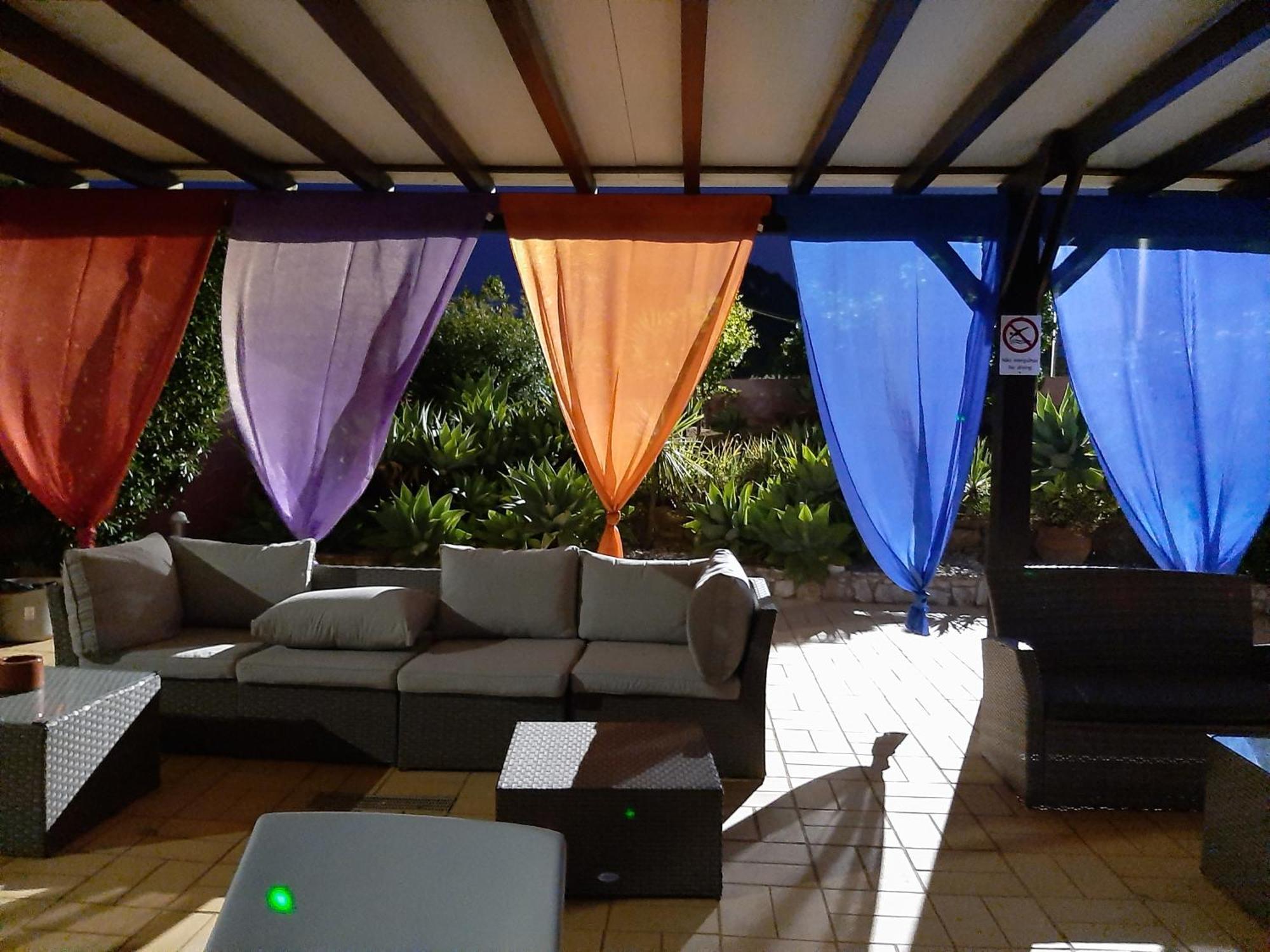 Lucie Lime Guesthouse Luz エクステリア 写真